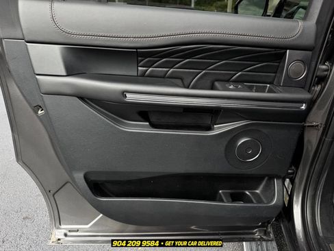 Used 2020 Ford Expedition Max Platinum RWD image 23
