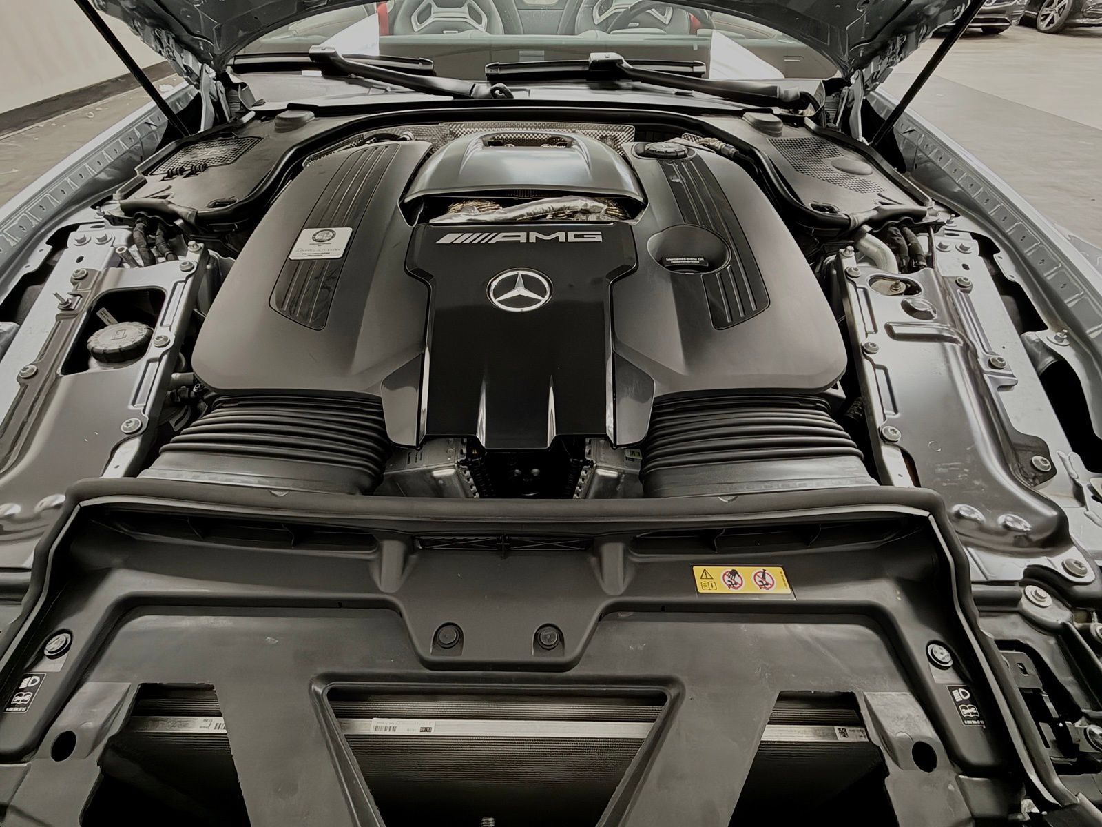 Used 2024 Mercedes-Benz SL 63 AMG 4MATIC image 37