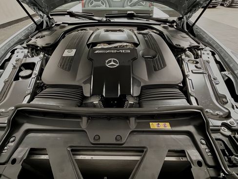 Used 2024 Mercedes-Benz SL 63 AMG 4MATIC image 37