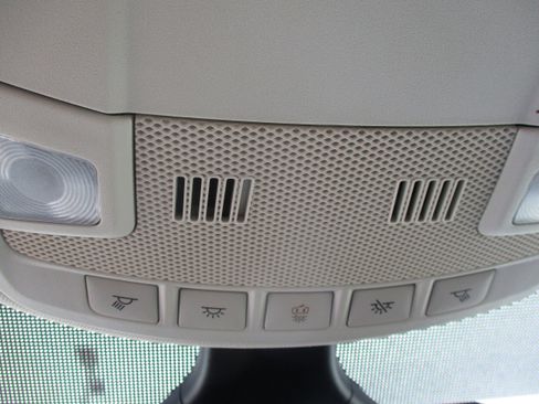 Used 2024 Ford Edge SEL w/ Convenience Package image 26