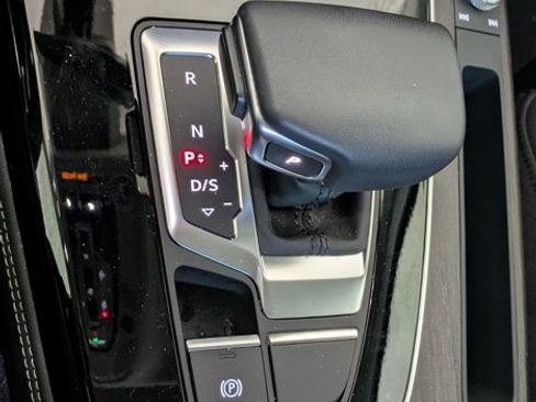 Used 2024 Audi Q5 2.0T Premium Plus AWD/4WD image 13