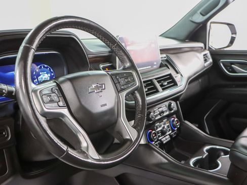 Used 2022 Chevrolet Tahoe Z71 w/ Luxury Package image 26