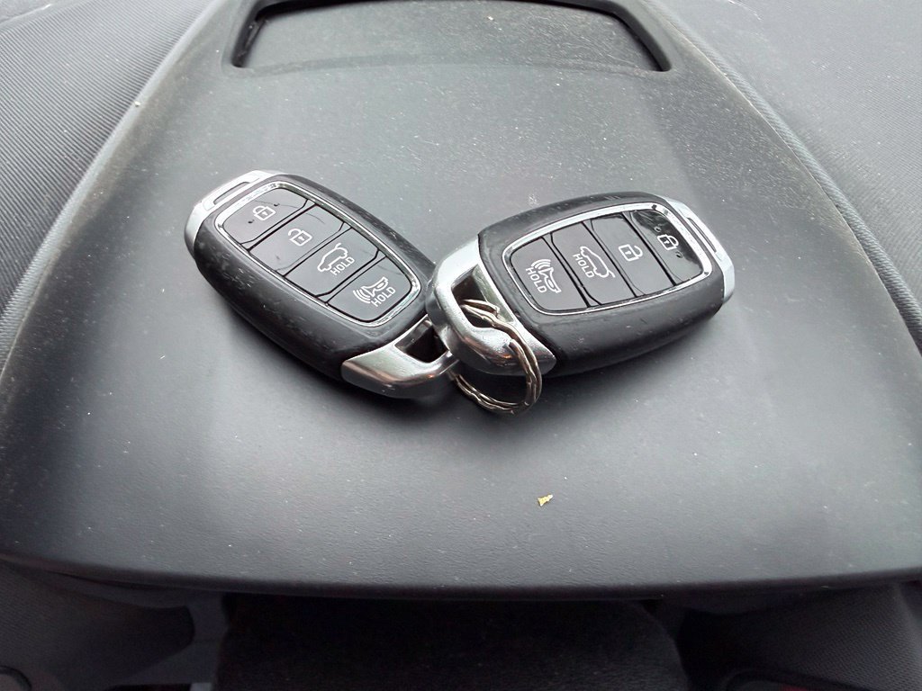 Used 2019 Hyundai Veloster Turbo Ultimate FWD image 18