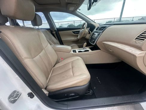 Used 2016 Nissan Altima 2.5 SL w/ 2.5 Technology w/LED Package FWD image 53