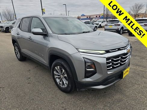 Used 2025 Chevrolet Equinox LT image 4