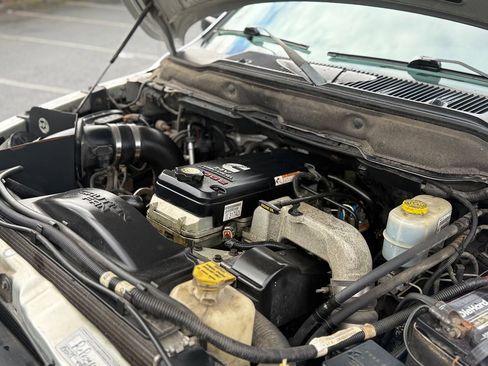 Used 2003 Dodge Ram 3500 Truck SLT image 28