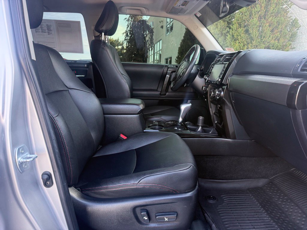 Used 2021 Toyota 4Runner TRD Off-Road Premium w/ Moonroof Package AWD/4WD image 35