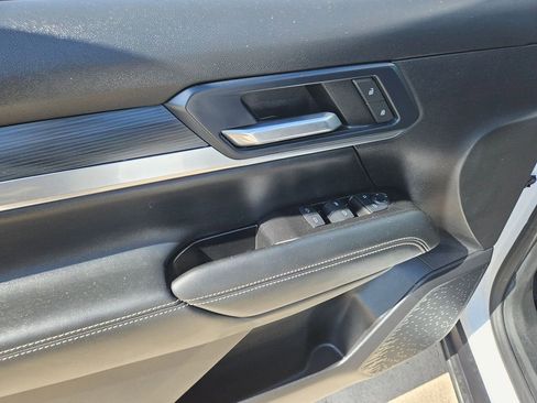 Used 2025 GMC Terrain Elevation image 15