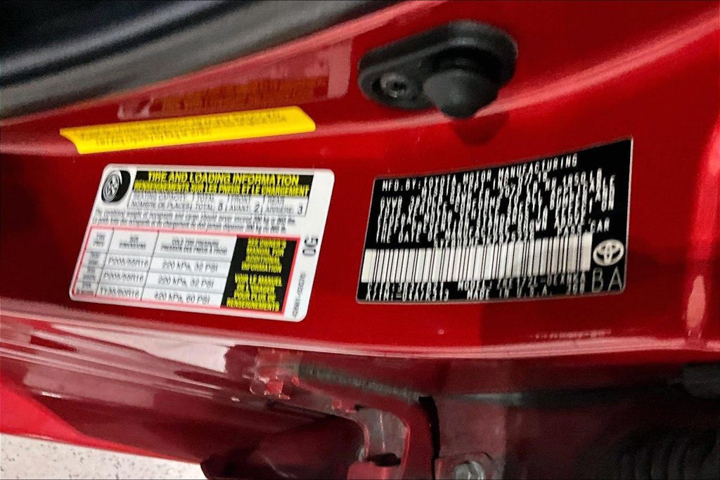 Used 2019 Toyota Corolla LE FWD image 30