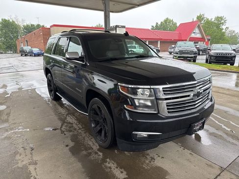 Used 2019 Chevrolet Tahoe Premier AWD/4WD image 2