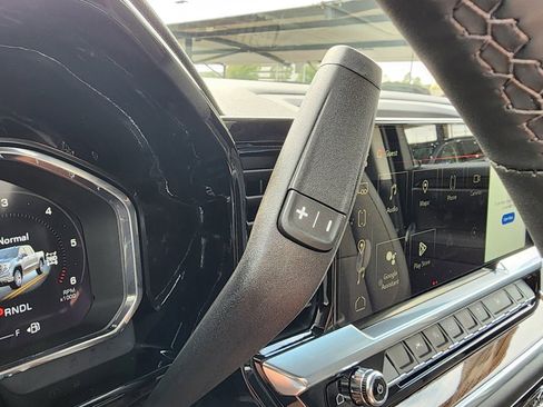 New 2026 GMC Sierra 1500 Elevation image 24