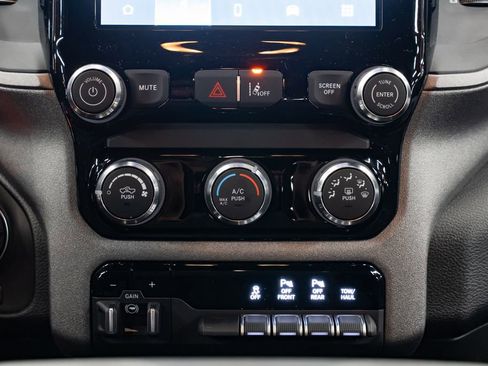 New 2026 RAM 1500 Classic Warlock image 12