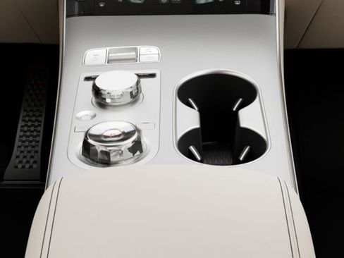 New 2026 Genesis GV70 2.5T Advanced AWD/4WD image 25