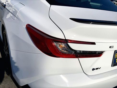 New 2026 Toyota Camry Hybrid image 14