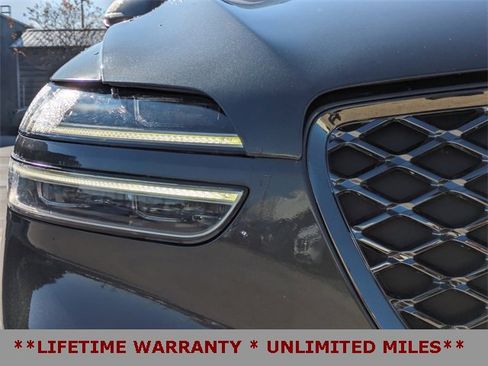 Used 2025 Genesis GV70 2.5T image 11
