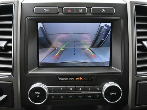 Used 2020 Ford Expedition XLT w/ Equipment Group 202A image 4