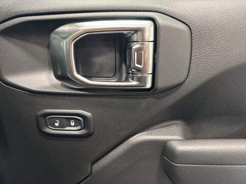 New 2026 Jeep Gladiator Sport image 8