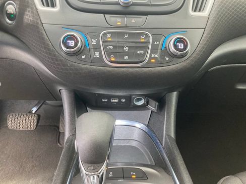 Used 2024 Chevrolet Malibu LT FWD image 10