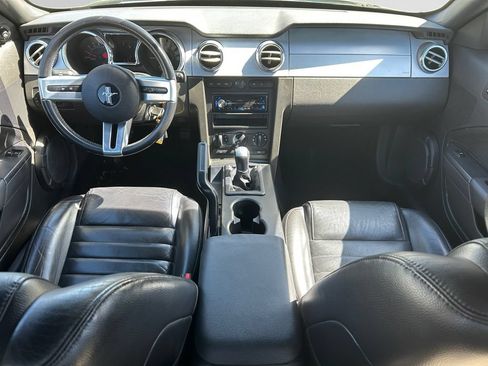 Used 2005 Ford Mustang GT RWD image 10