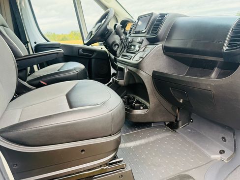 Used 2022 RAM ProMaster 2500 image 17