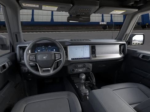 New 2026 Ford Bronco Badlands AWD/4WD image 9