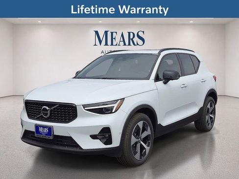 New 2026 Volvo XC40 B5 Plus w/ Protection Package Premier AWD/4WD image 1