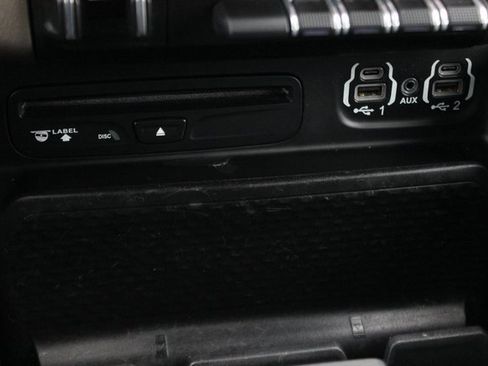 Used 2019 RAM 1500 Laramie w/ Sport Appearance Package image 11