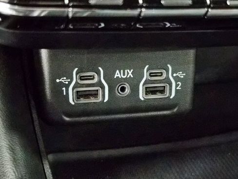 Used 2022 Dodge Durango GT image 32