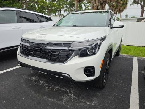 Certified 2024 Kia Seltos X-Line AWD/4WD image 4