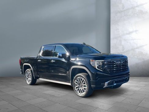 Used 2023 GMC Sierra 1500 Denali Ultimate image 8
