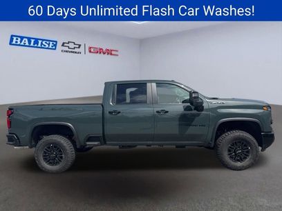 New 2026 Chevrolet Silverado 2500 ZR2 w/ LPO, Dark Essentials Package