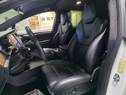 Used 2017 Tesla Model X 100D AWD/4WD image 15