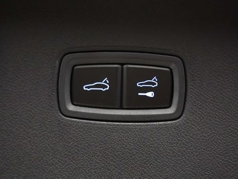 Certified 2026 Porsche Cayenne S AWD/4WD image 14