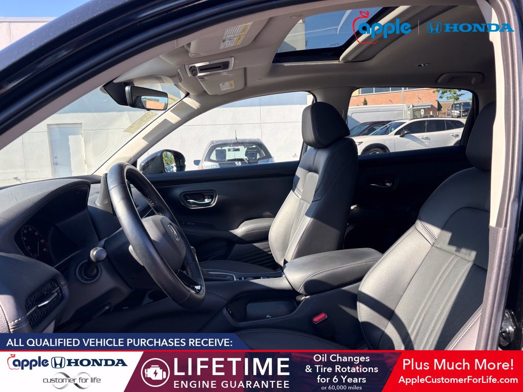 Used 2025 Honda HR-V EX-L image 6