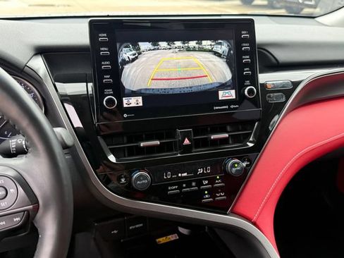 Used 2022 Toyota Camry XSE w/ Cold Weather Package FWD image 18