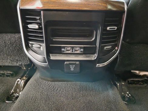 Used 2024 RAM 2500 Laramie w/ Towing Technology Group AWD/4WD image 82