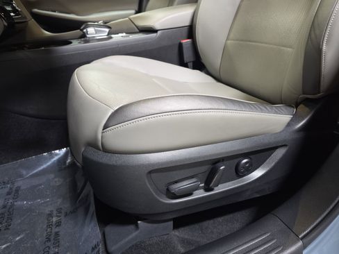 Certified 2023 INFINITI QX50 Luxe image 28