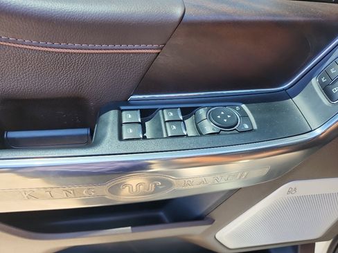 Used 2025 Ford F150 King Ranch w/ FX4 Off-Road Package image 21