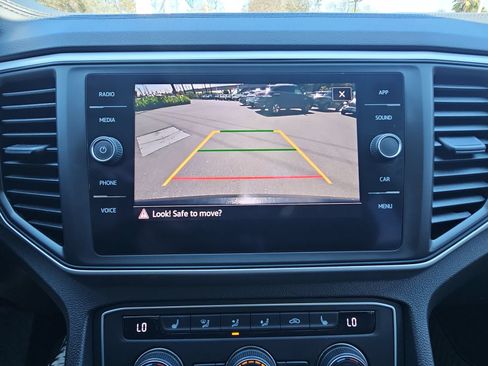 Used 2021 Volkswagen Atlas SE w/ Panoramic Sunroof Package FWD image 23