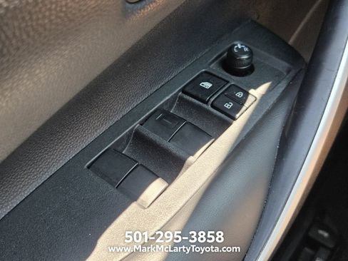 Used 2025 Toyota Corolla SE FWD image 23