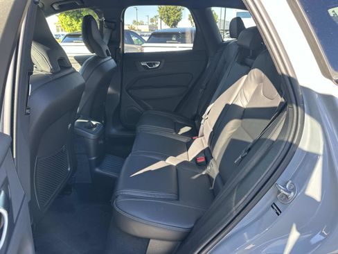 New 2026 Volvo XC60 T8 Ultra w/ Climate Package PRO AWD/4WD image 17