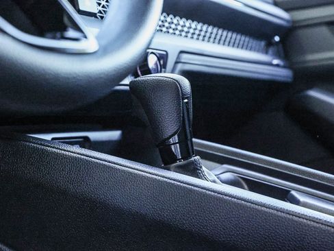 Used 2025 Honda Accord SE image 28