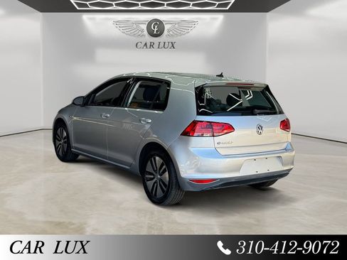 Used 2016 Volkswagen e-Golf SE FWD image 3