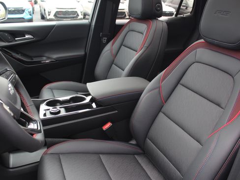 New 2026 Chevrolet Equinox RS FWD image 9