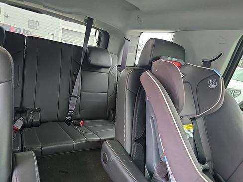 Used 2015 Chevrolet Tahoe LTZ image 12