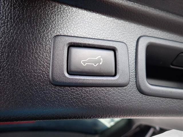 Used 2015 Subaru Forester 2.5i Limited AWD/4WD image 9