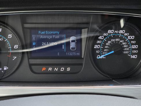 Used 2016 Ford Taurus SEL FWD image 18