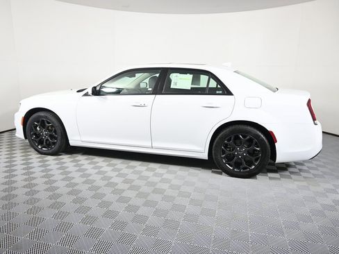 Used 2023 Chrysler 300 Touring L w/ Popular Equipment Group image 3