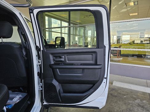 Used 2023 RAM 2500 Tradesman image 14