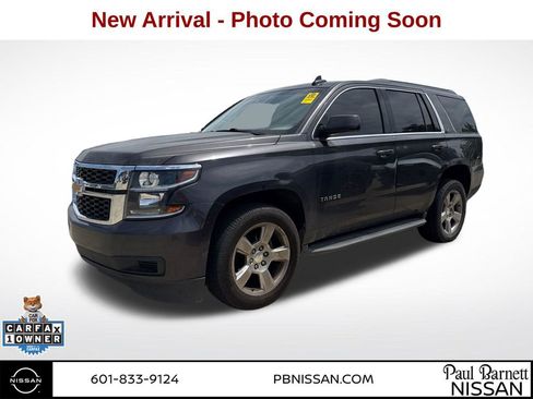 Used 2017 Chevrolet Tahoe LT RWD image 2